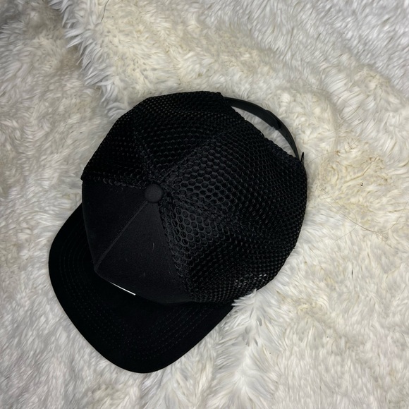 Blackskies Snapback hat adjustable black with logo netting style premium hat - Picture 5 of 7